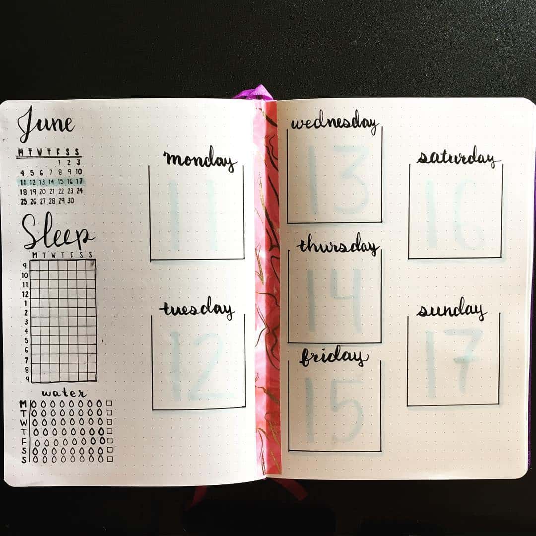 Have a look at these simple and minimalist bullet journal weekly spreads/layout for new ideas! #bulletjournal #bulletjournalweeklylog #bujo