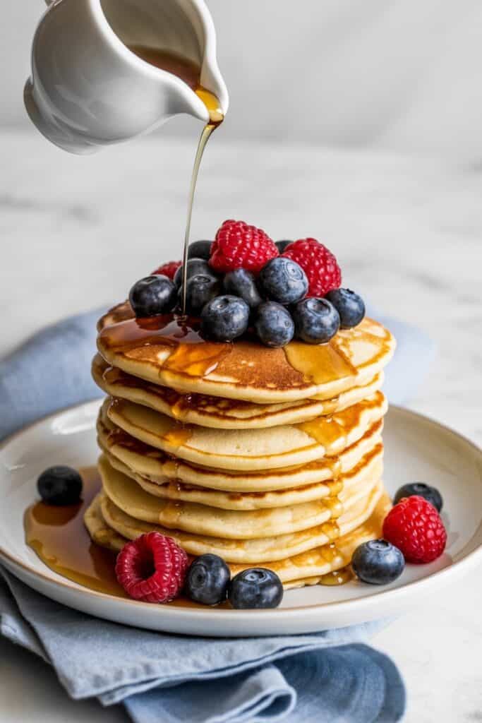 Peanut butter protein pancakes - breakfast ideas with 30g protein