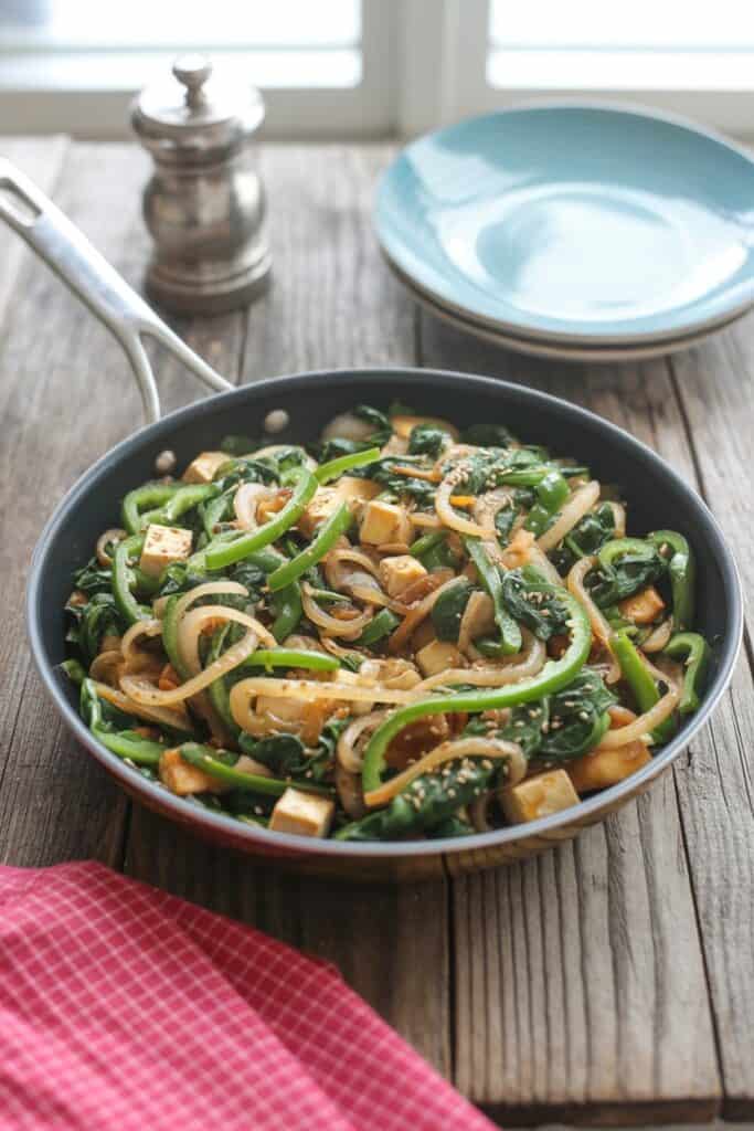 Tempeh & Veggie Breakfast Skillet-breakfast ideas with 30g protein